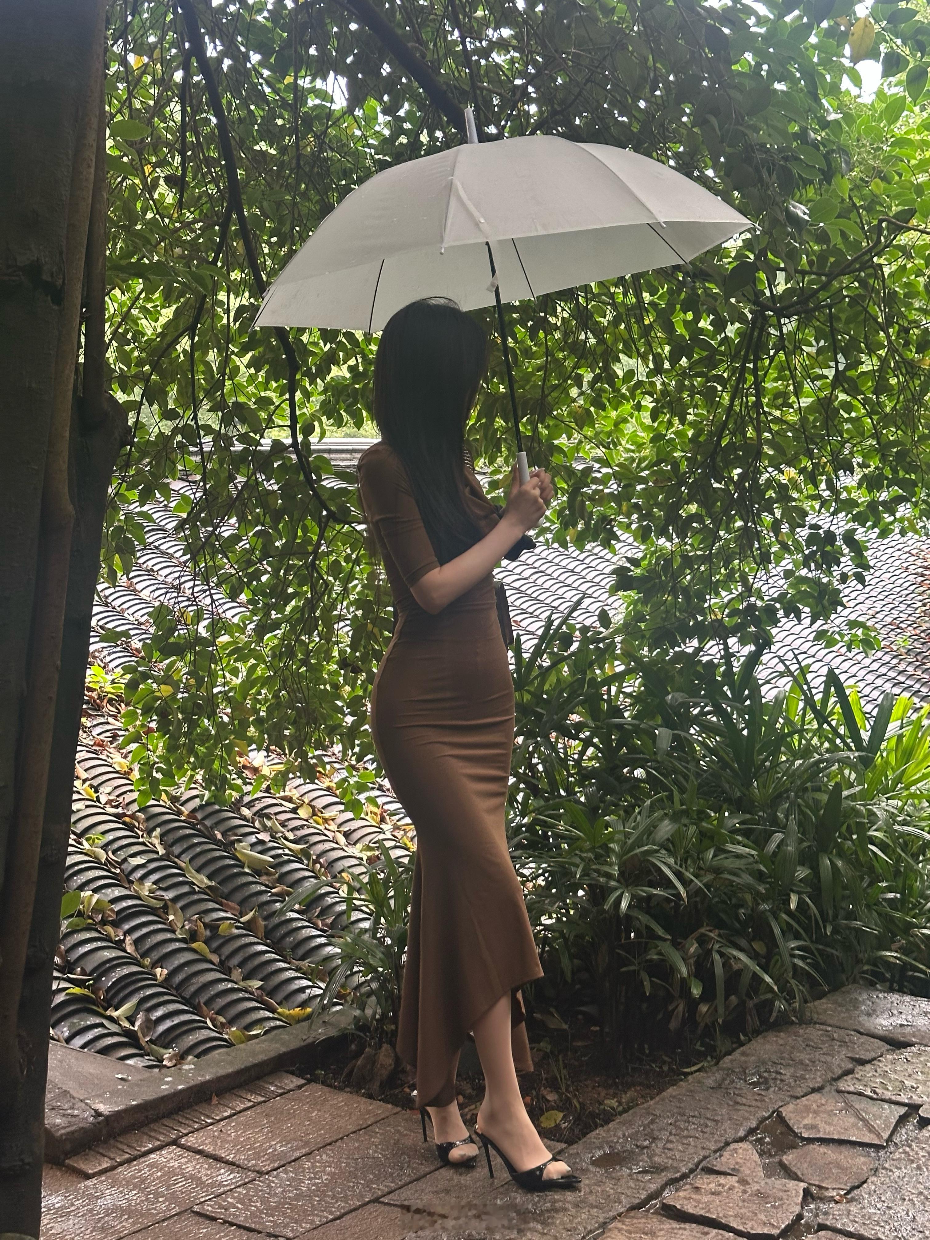 下雨天了怎么办ootd
