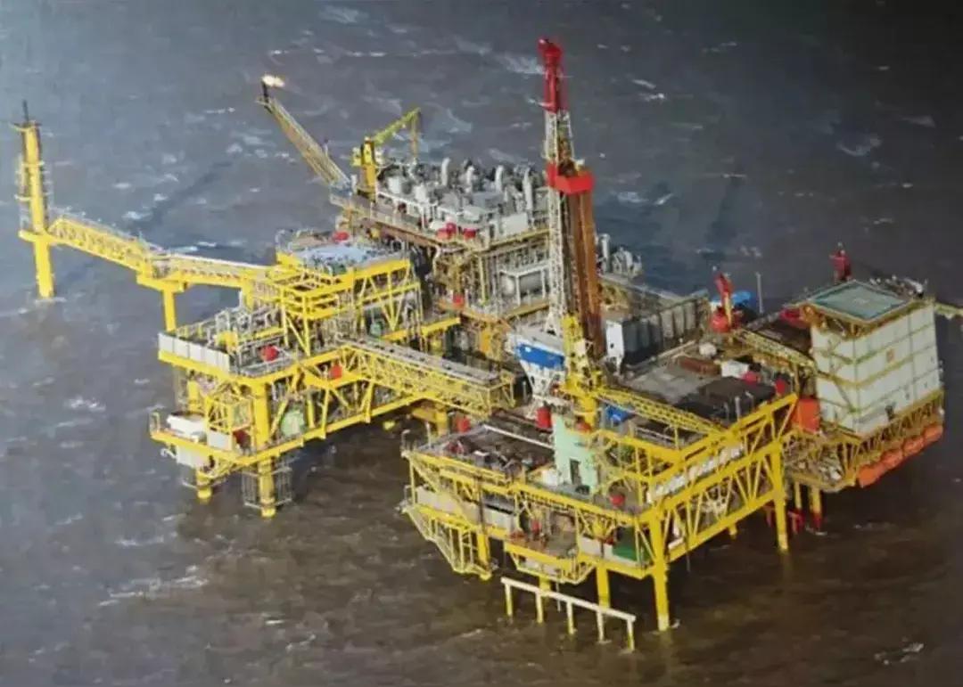 被笑赔本的买卖，现在看太值了！当初咱们花50亿美元买了个油田，好多人说是不