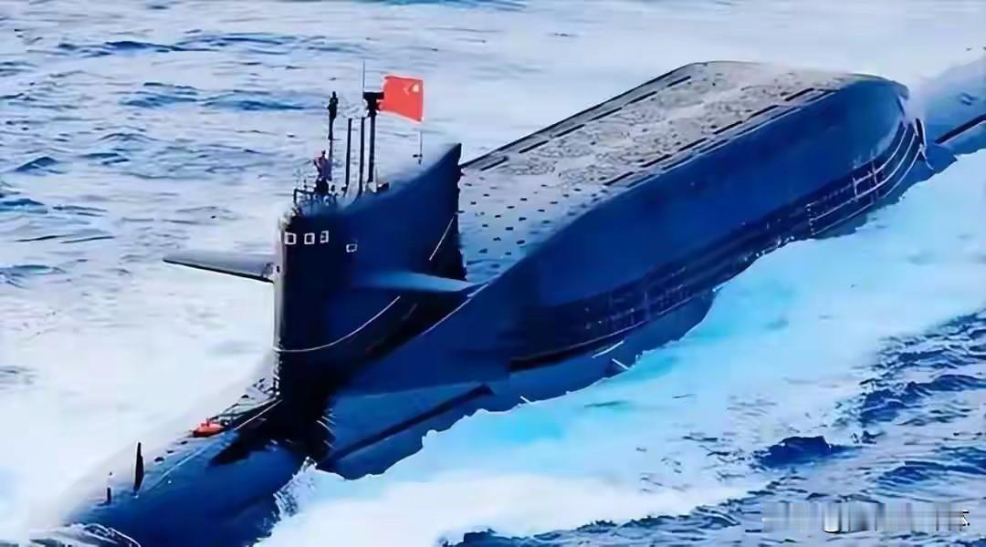 5年下水近8万吨！中国核潜艇速度反超美国，深海底气越来越足外媒密集关注：中
