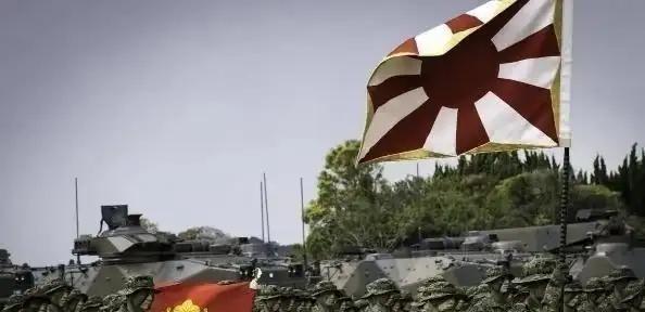 有位定居日本的华人说得特别透彻：要是中日现在再次爆发冲突，根本打不了十四年。问