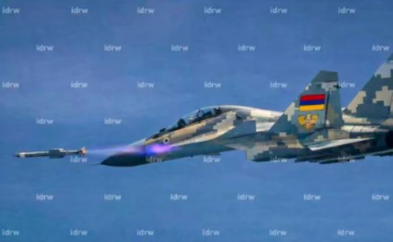 我国一直都没有出口基于苏27战机技术的歼11战机，歼16战机。但是，印度却要出口