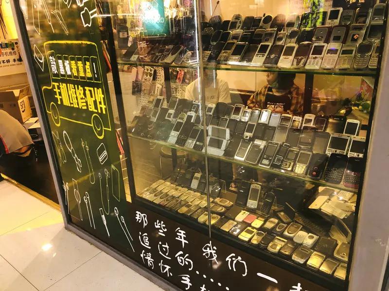 二手手机涨价离谱，小白买机避坑指南藏在二手手机圈里，很少有人敢把这些内幕说透，