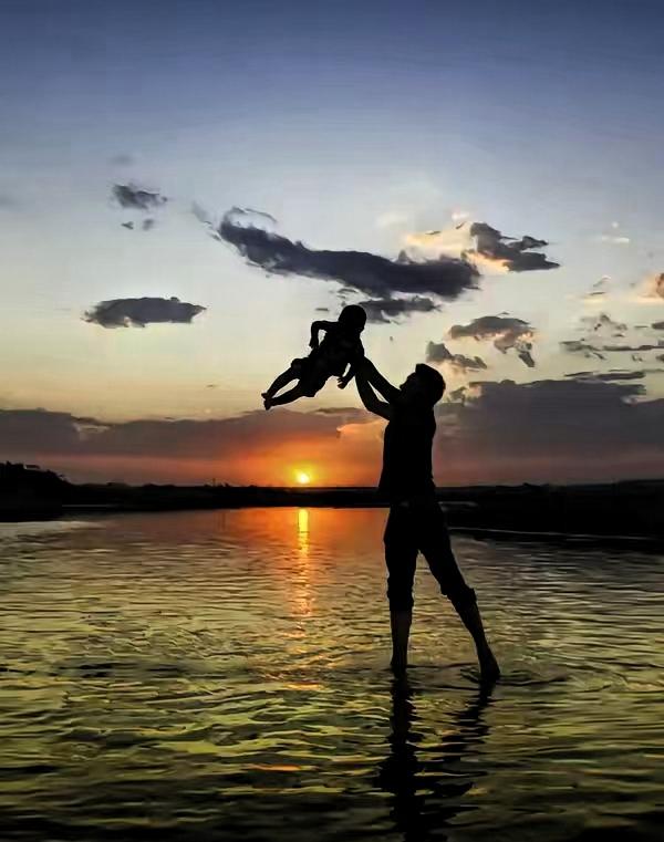 有没有发现一个越活越扎心的现实：普通人大多要熬到35-40岁，才能真正摸透社会运