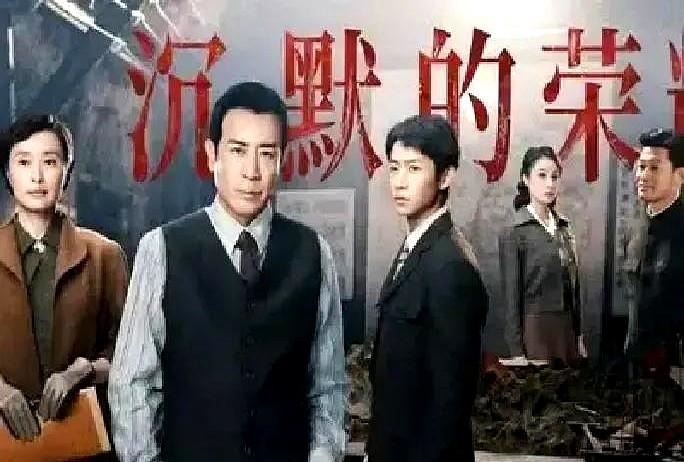 于和伟一场无声落泪的戏，直接封神。他自己主动要求删减独白，说“英雄不是喊口号