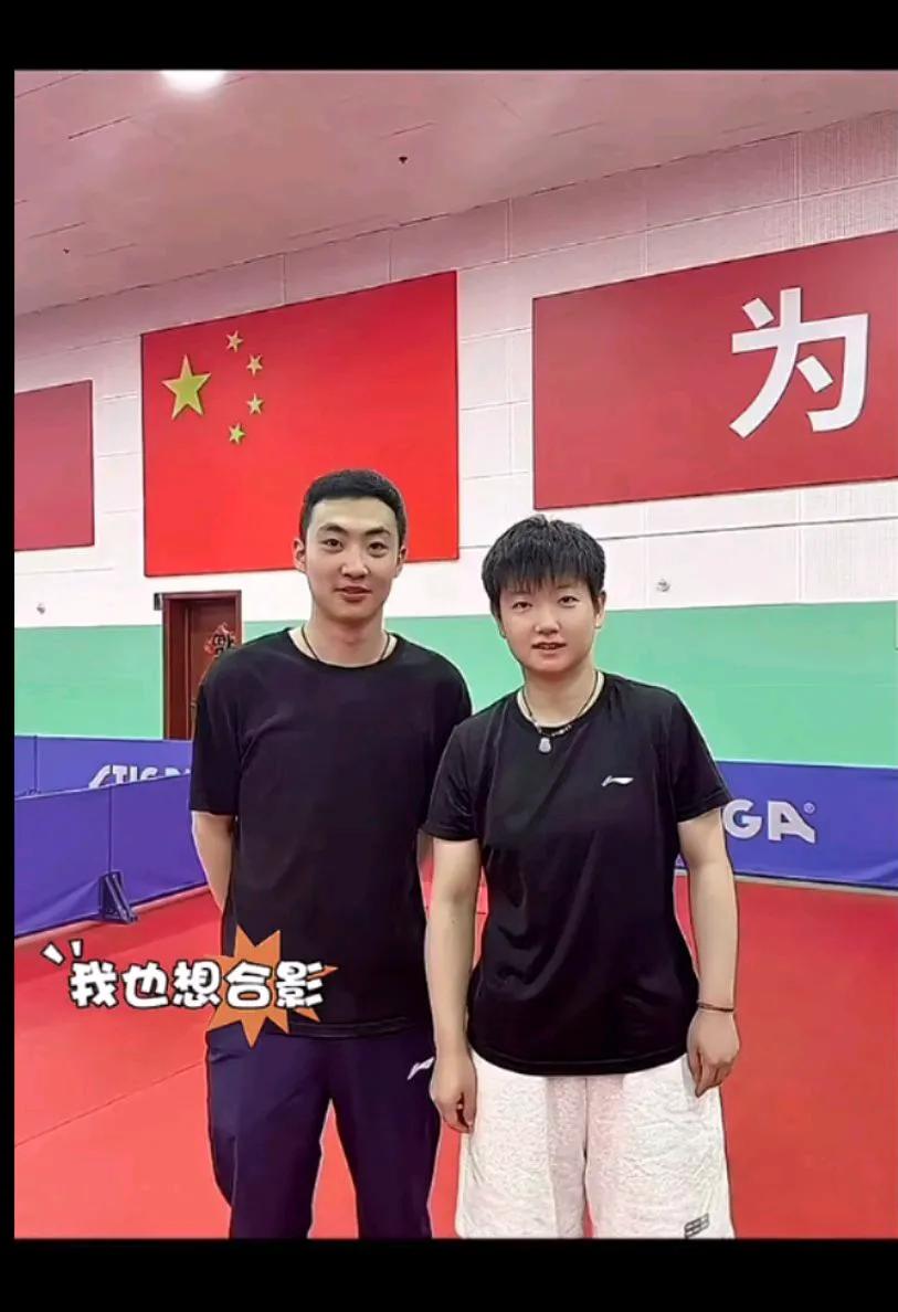 我的愿望，有张和莎莎的合影，有张莎莎的亲笔签名有莎莎海报也行啊，我在把我印上就