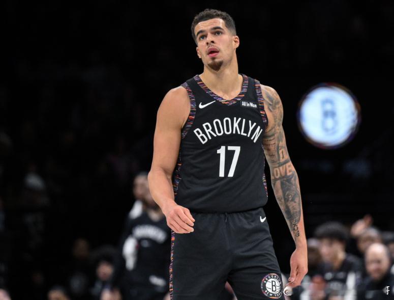 据雅虎记者KellyIko报道，联盟内部人士透露，在势头扭转之前，快船就一直被