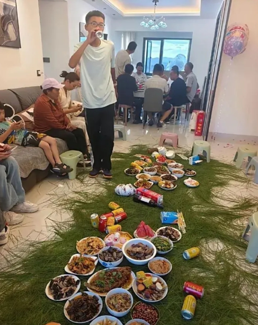 这到底是那里的风俗。出来解释一下