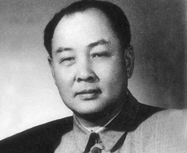 原平是一个县级市，由山西省忻州市代管。这个只有40万人口的地方，已经出了三位上将