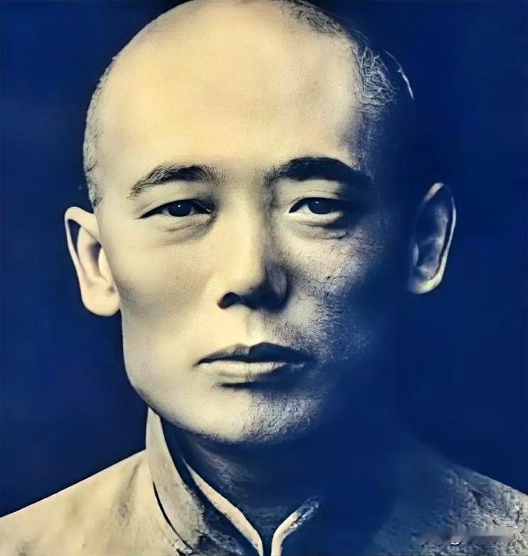 1896年，清宫发生了一件震动京城的事。慈禧身边的小太监寇连材，触怒慈禧被判死刑