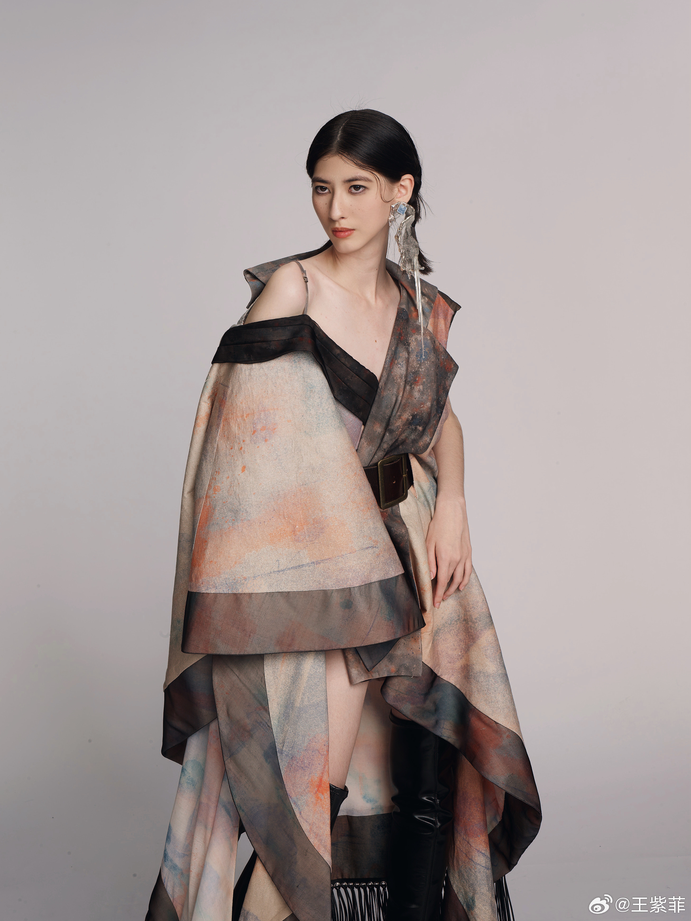 ZIFEI WANG in 时尚COSMOPOLITAN  wang ​​​