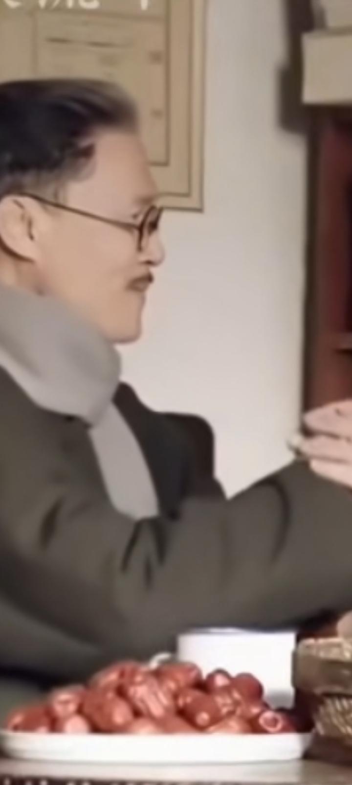 毛主席的斗争艺术，一颗红枣淋漓尽致。1949年李宗仁的谈判代表章士钊先生留在可