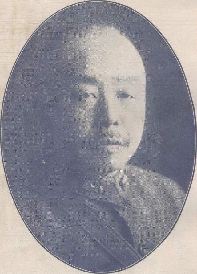 汤恩伯听闻恩师陈仪被蒋介石枪毙的死讯，瞬间面如死灰。他叹了一口气，说出一句悔恨至