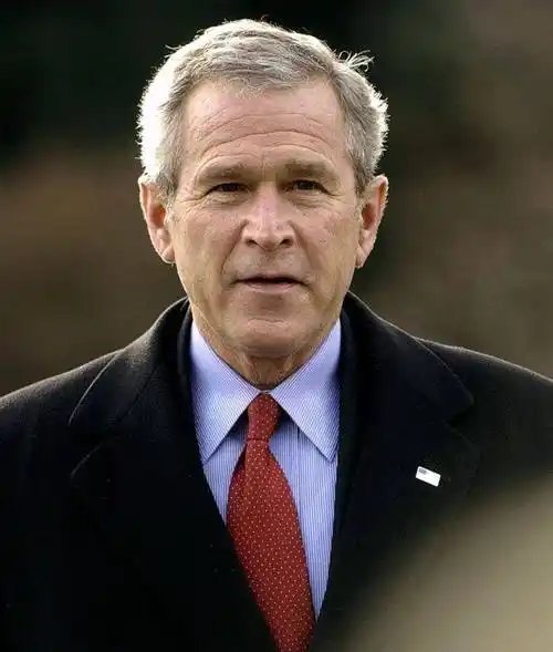 晴雨风说史晴雨风说史早在2001年小布什刚上台的时候，美国就准备遏制中国