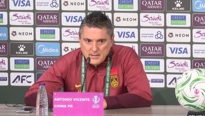 安东尼奥: 这场赛前我们只有3天恢复时间, 还没看越南队比赛