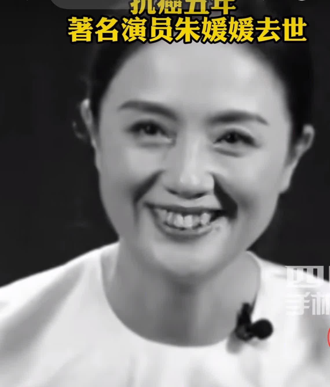 第一眼看到这消息我是从微信小程序上，因为现在的自媒体人搞得虚假新闻太多我没当回事