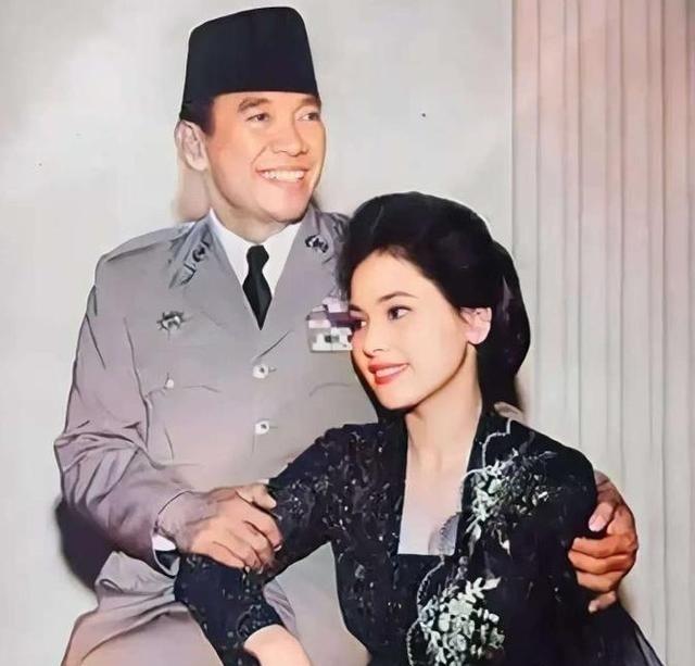 1959年，印尼总统苏加诺秘密访问日本，日本知道他好色，所以特意挑了一个19岁的