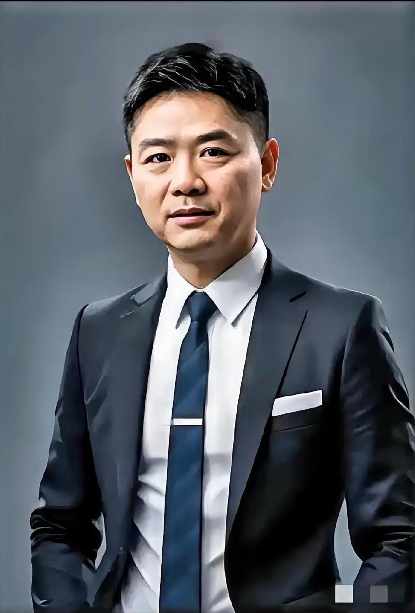 一夜之间火遍全网！51岁的刘强东再次成了大众焦点。都知道他从卖光盘小家电起步