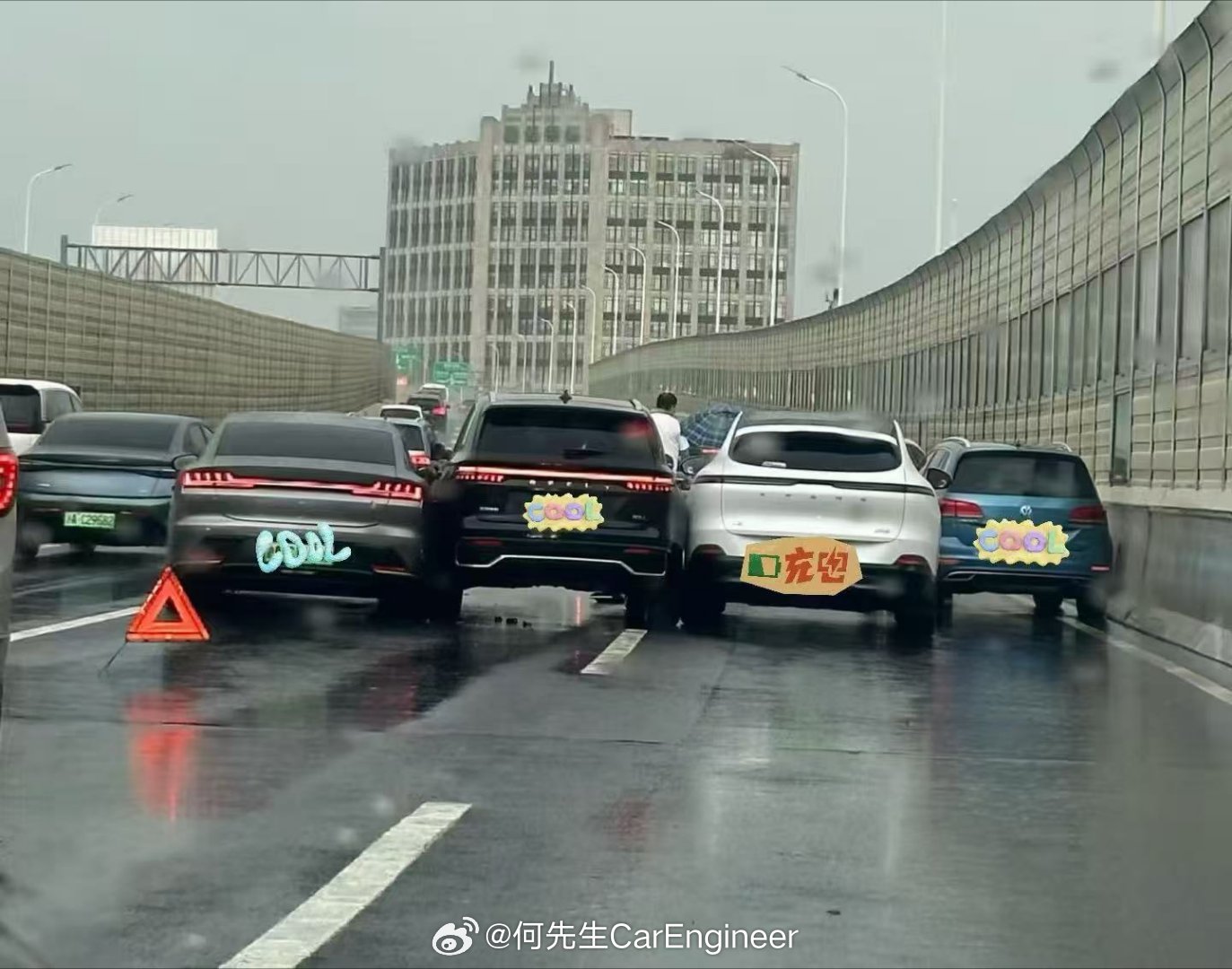 新能源车选增程还是纯电今天有朋友想买某款车，不知道选增程还是纯电？但很多人在选