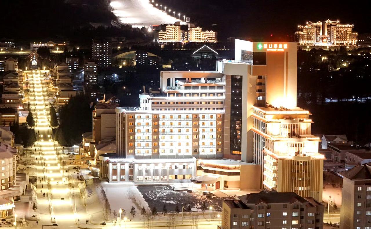 三池渊旅游景区新建酒店竣工，金正恩出席落叶松酒店和密营饭店竣工典礼