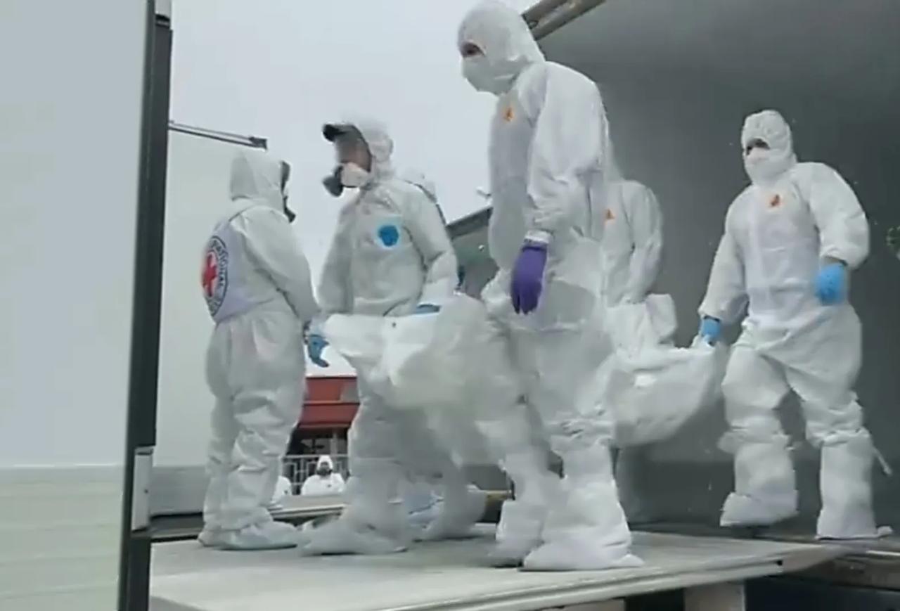 俄乌双方今天进行了新一轮阵亡人员遗体的交换。此次交换中，乌克兰接收了1000具阵