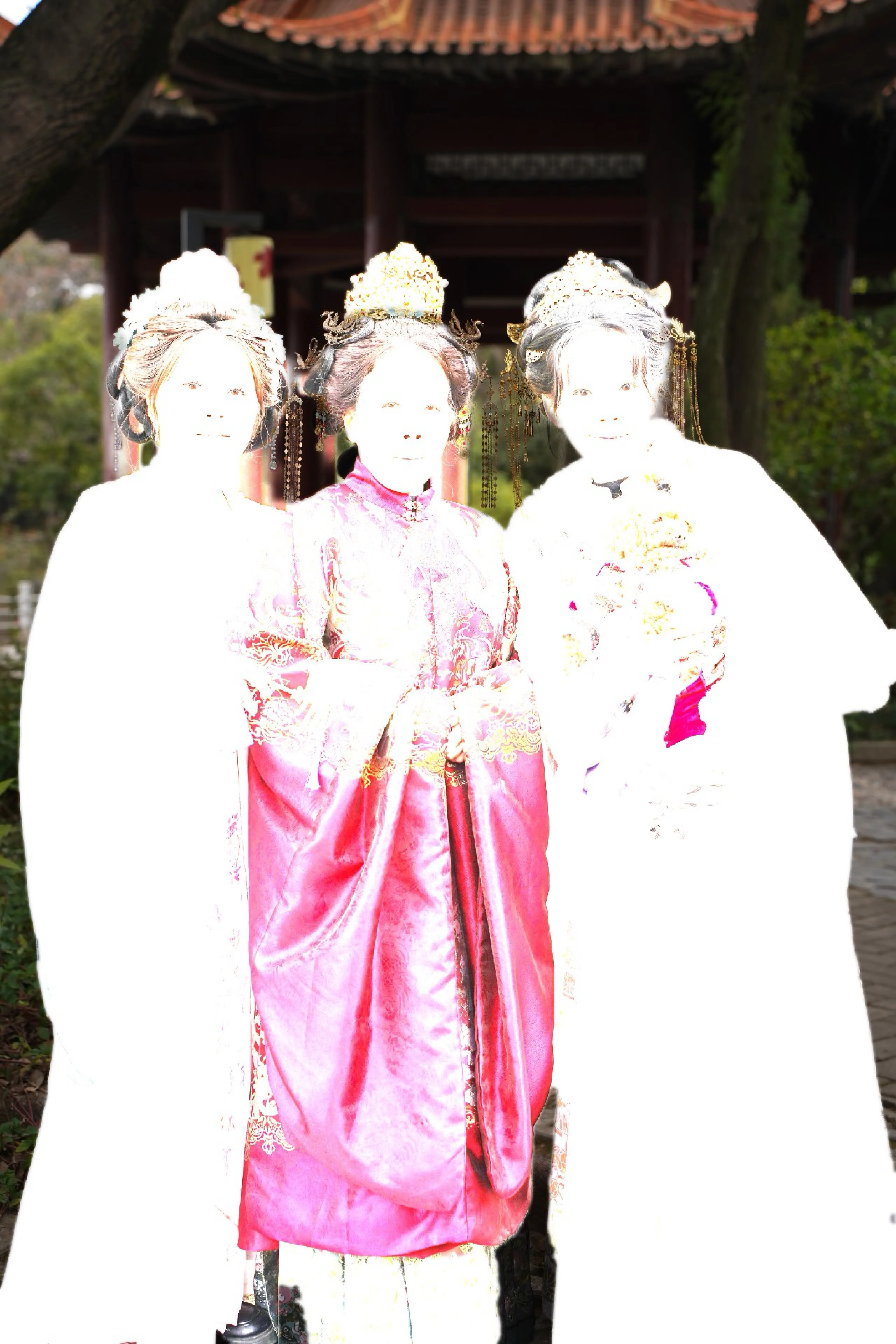 好久不拍冷白皮了，今天拍完后感觉还不错，小姐姐们都好喜欢