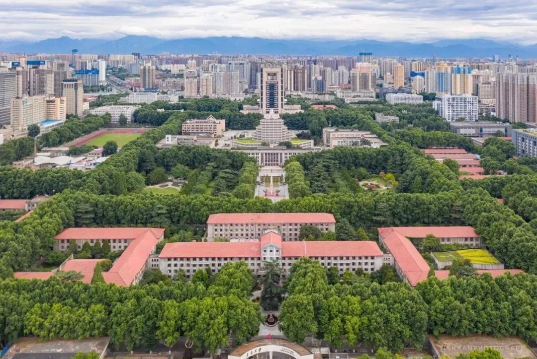 西安是如何做到在一个经济并不发达的西北城市把医疗，教育搞得如此拔尖的。西安的98