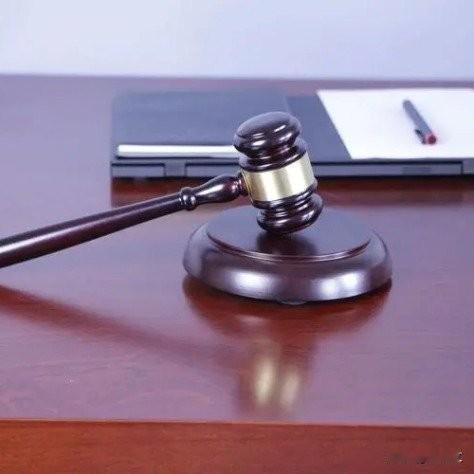 30万保费花光就杀妈？浙江这小子干的事，比寒冬还刺骨你敢信吗？亲儿子偷光妈