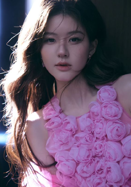 风四起我陶醉于你低头那一瞬间的温柔