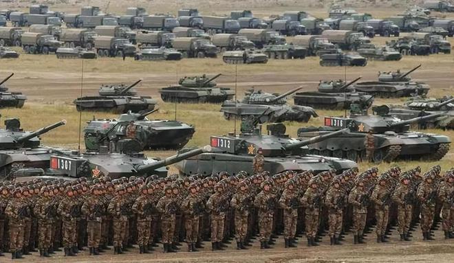 一个集团军多少兵力。5万人还是10万？陆军一个集团军有多少人。有人说5万人，