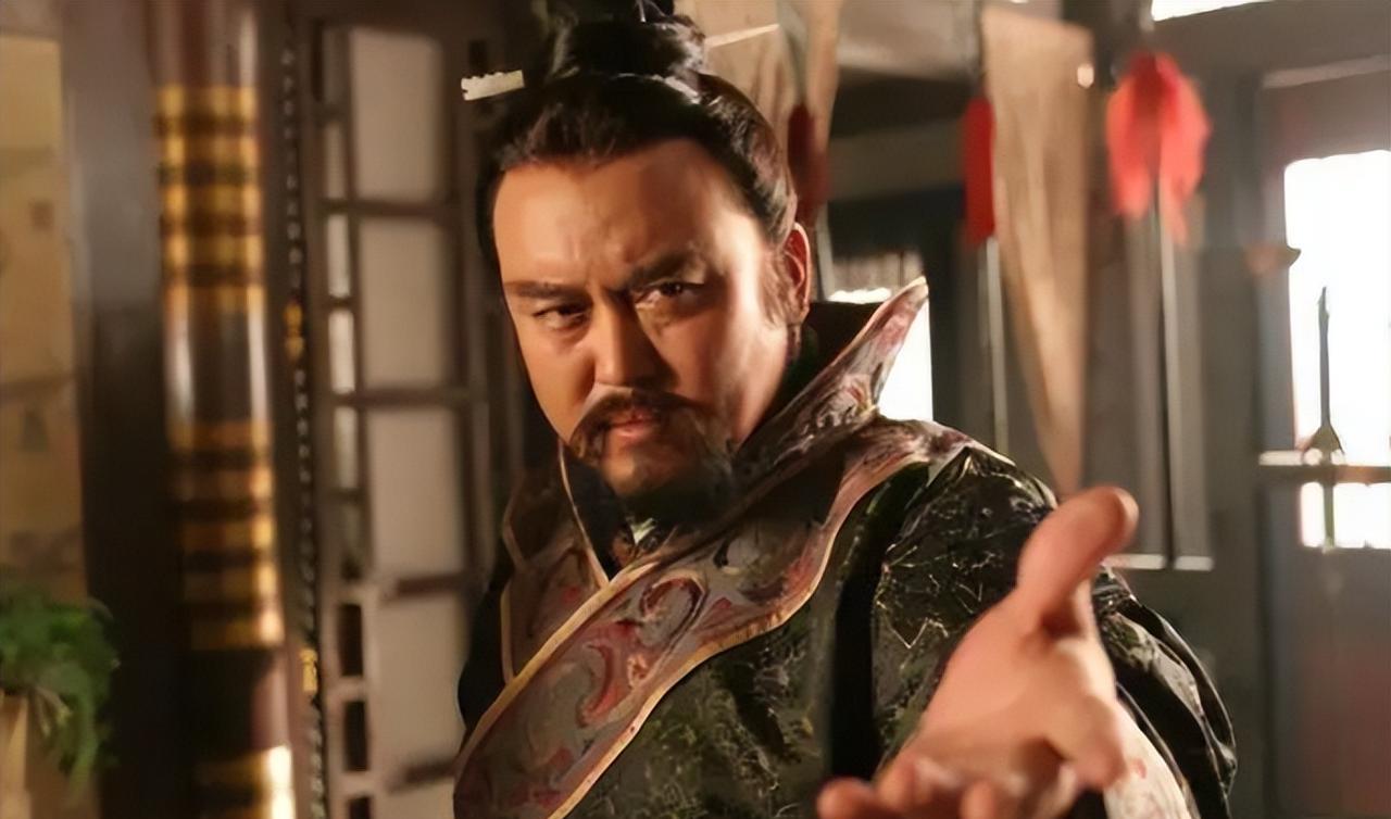 907年，朱温鸩杀唐哀帝，覆唐建梁后，素以好色闻名的他，竟将宠爱的绝色侍妾刘氏，