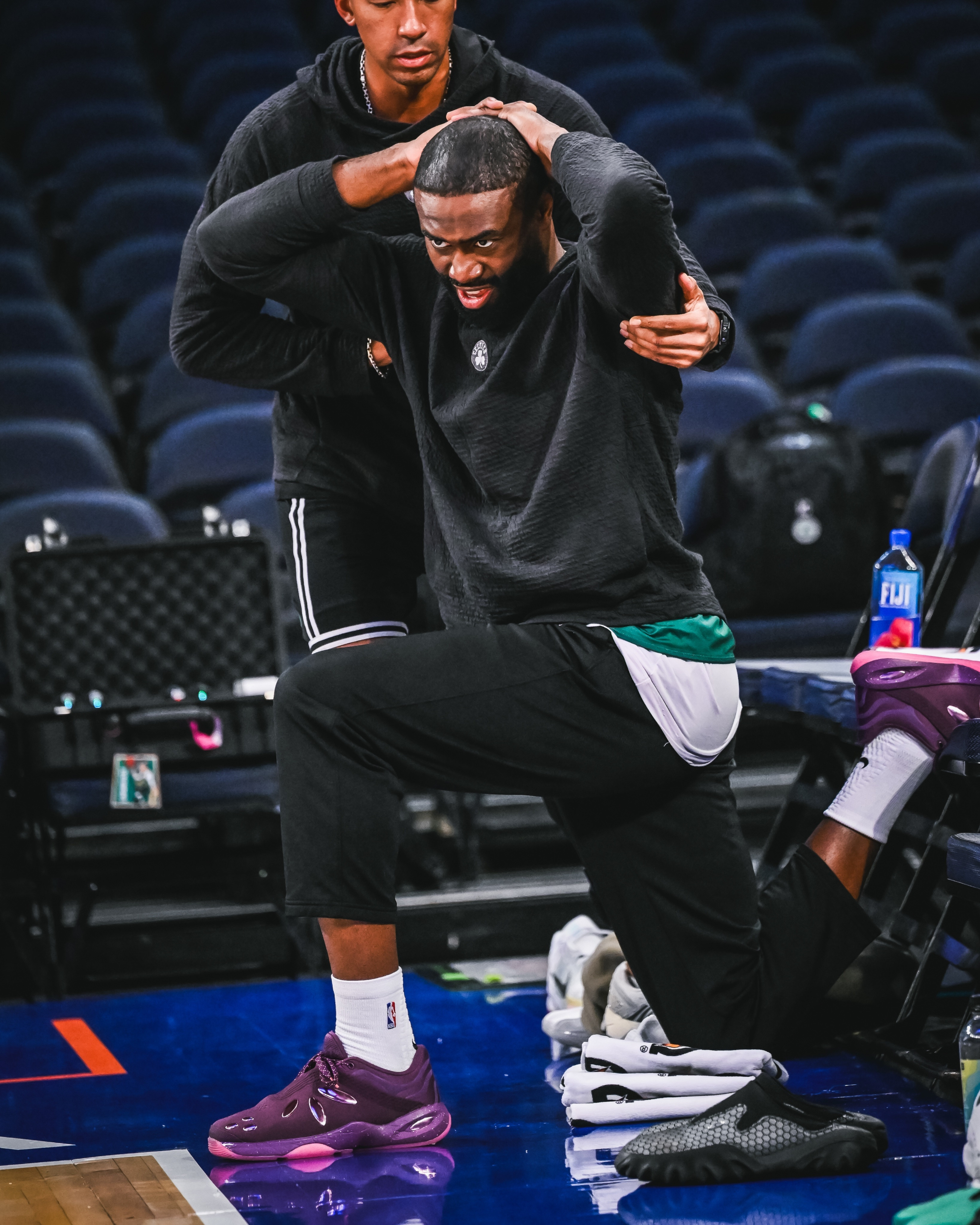 杰伦-布朗谈给杜兰特立雕像:“我认为你可以把他身体的下半部分留在雷霆,上半部分放