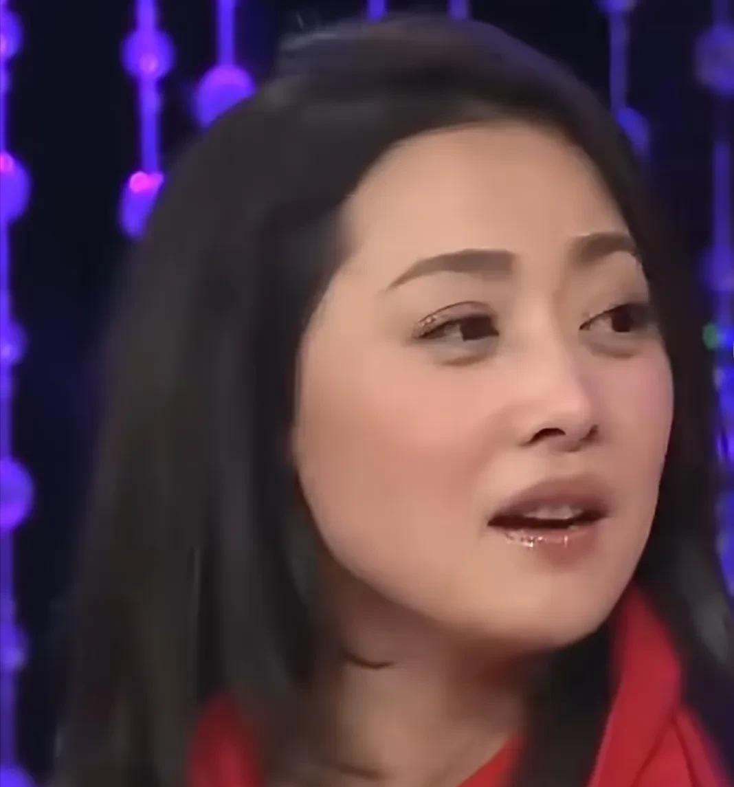 演员刘蓓说：“我和丁志诚在拍赵宝刚执导的《无雪的冬天》那会，真的不是很熟悉，有天