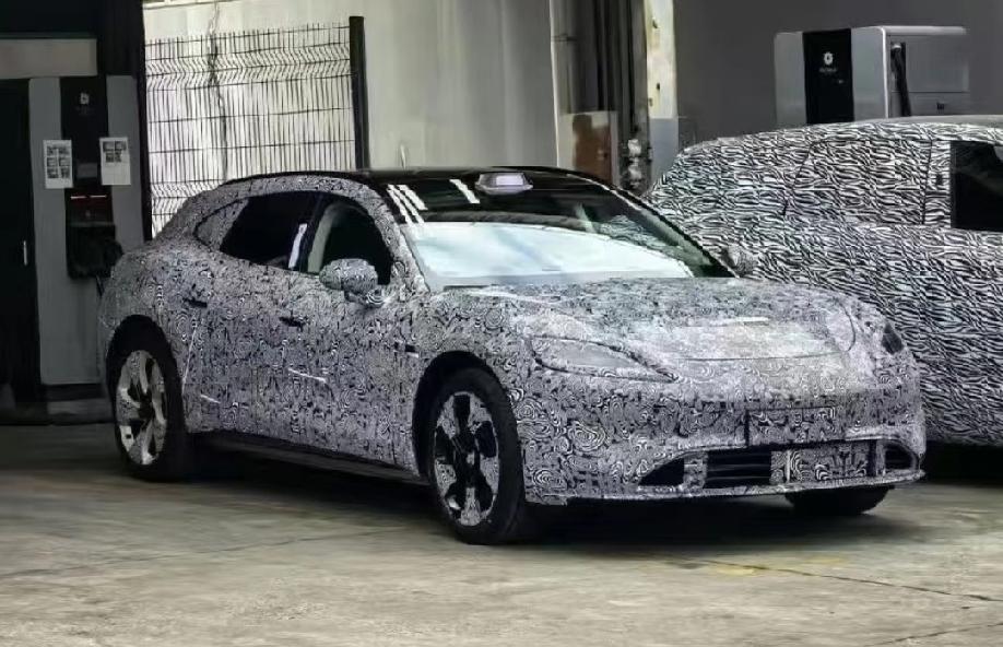 尚界z7，这外观，比小米还更像保时捷，这车如果卖20万以下，谁还买小米新一代的s