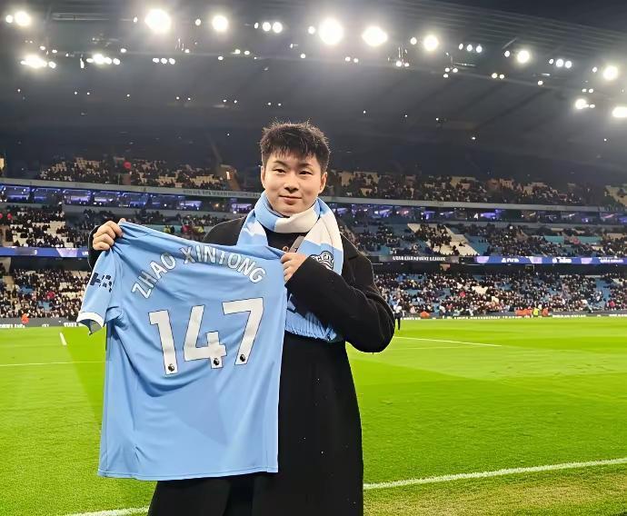 赵心童英锦赛上上签!明天，2025年斯诺克英锦赛正赛开杆。12名中国球员在赵心