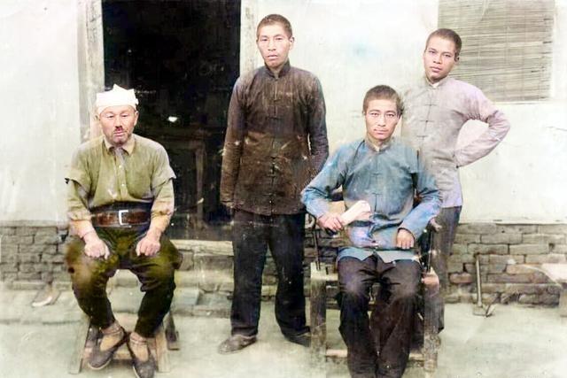 1944年8月，日本大尉竹田清七郎带着五名伪军，乘坐卡车从济南出发前往利津，为了