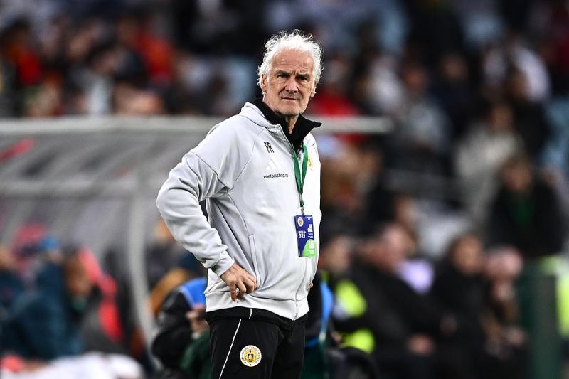 国足刚赢球，对手教练团队发生变化！库拉索请回荷兰教父艾德沃卡特！也许一旦库拉索外