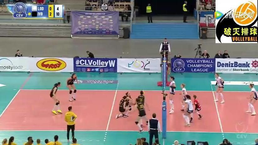 2018女排欧冠联赛第四轮D组第二回合瓦基弗银