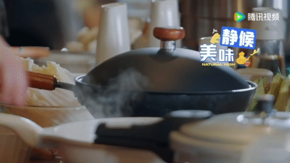 贾冰做饭做法基础味道就不基础现在就出发贾冰这道白菜炖粉条做法简直太“豪爽”了，