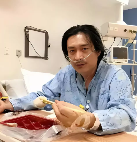 预感黄安今晚难眠，倒不是为千百惠离世太伤心，更多是忧自己健康。2024年他
