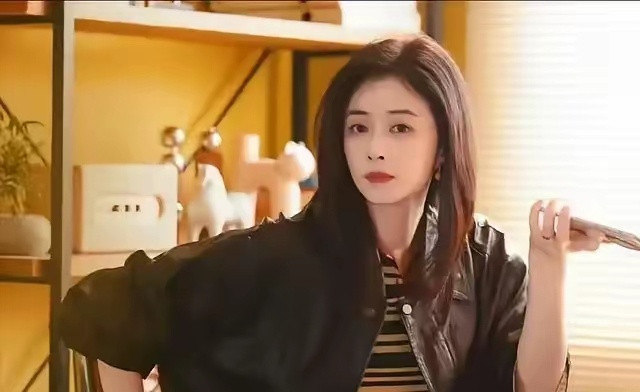 蒋欣沉默了，童谣也沉默了，她们怎么也没想到，《四喜》中自己贡献了全部演技，在观众