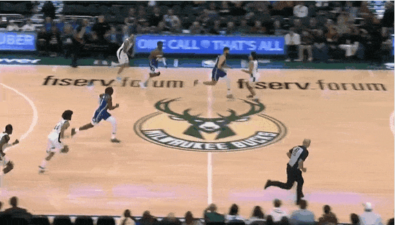 阿杜-蒂耶罗父亲阿尔玛米是詹姆斯球迷，詹姆斯今年以救赎队梦八球员身份入选奈史密斯