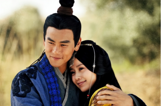 207年，34岁的才女蔡文姬嫁给了22岁的董祀，新婚之夜，董祀看着已经经历了三次