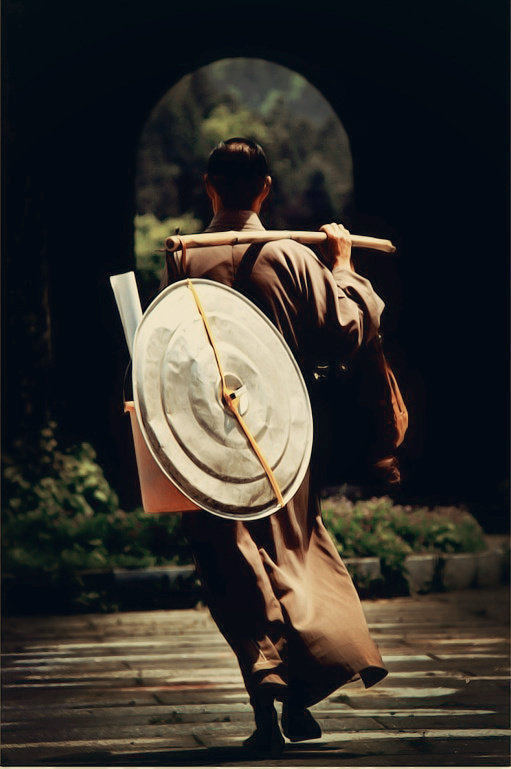 一个人最大的能力，不是让别人对你放心，是你对所有人都可以放下心。———《半山文集