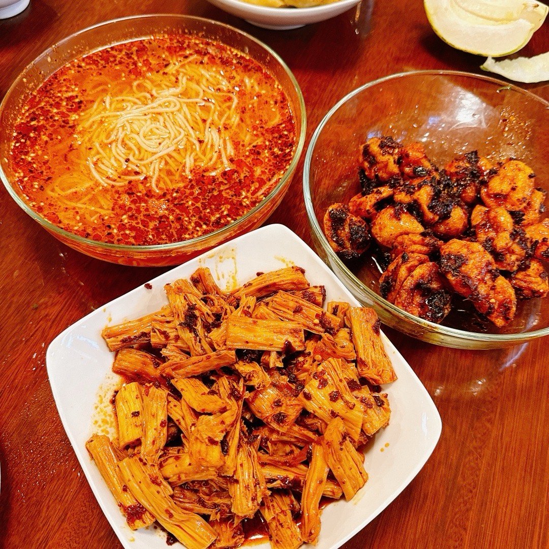 投喂的黑龙江鸡西大拌菜和大冷面，那叫一个地道！​​​