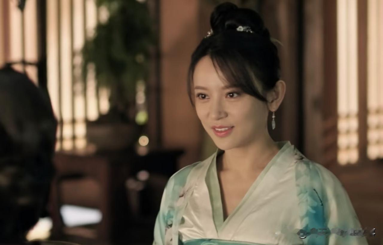 墨兰贵为伯爵大娘子，嫁妆也有十里红妆，为何婚后竟不如盛家做姑娘时宽裕？墨兰