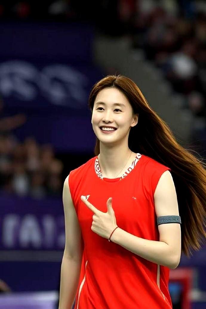 羽毛球国内女单谁最强？王祉怡虽然获得15届全运会羽毛球女单冠军，但不是最强者。