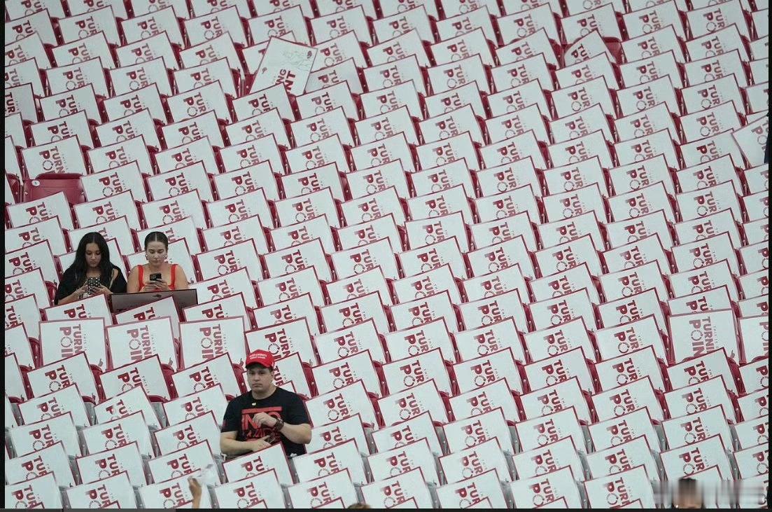 小日本得瑟啥啊？要不要放抗日神剧给他们看看，认清自我！！！