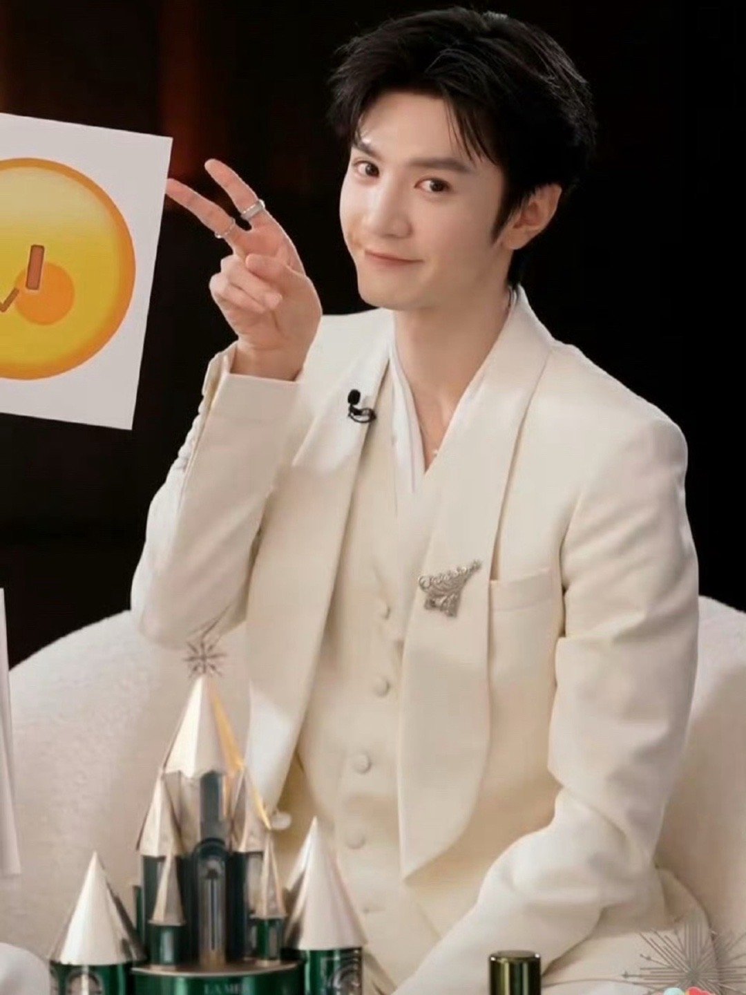 陈哲远丞磊今日直播截图你们的审美是？