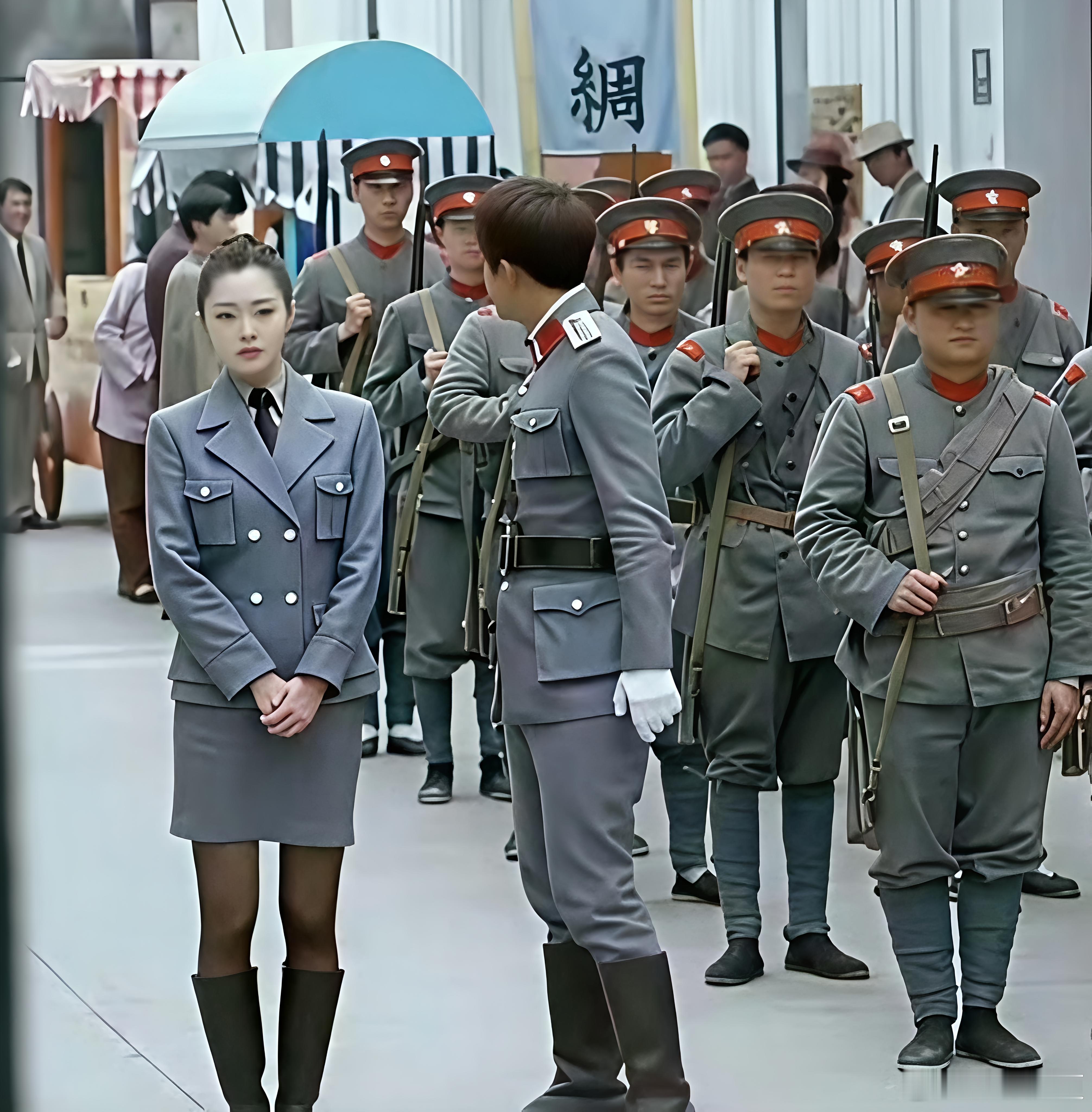 民国剧里惊现长靴搭黑丝，那时候已经这么时尚了吗？