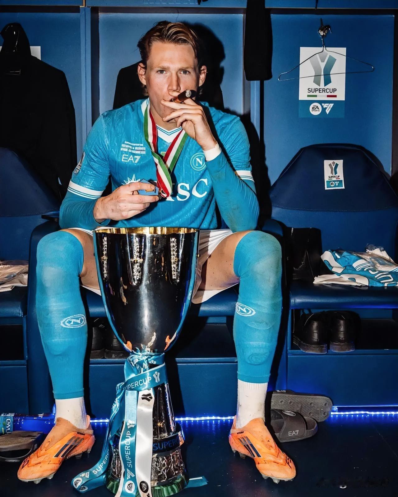 刚拿冠军身价就下跌，麦克托米奈身价下跌500万只剩4500万欧元了!刚刚，《